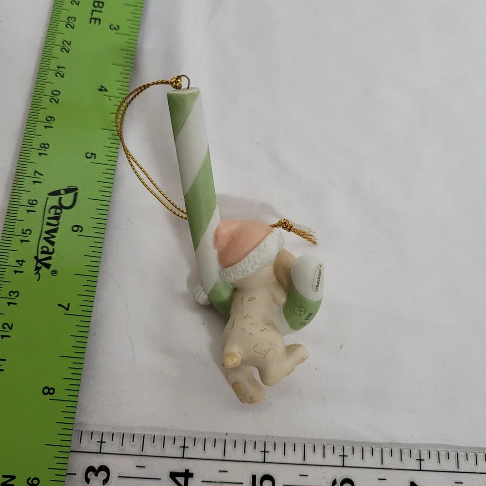 Precious Moments Hooked On The Holidays Puppy Candy Cane Ornament 104794 2002
